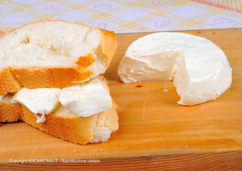 formaggio casatella trevigiana